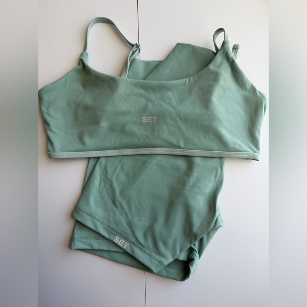 SET Active Mint Green Airluxe Set